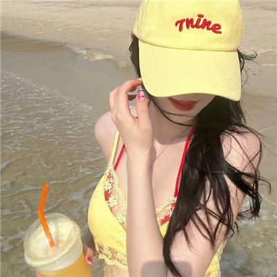 我们才不是兄弟呢